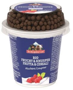 JOGURT MALINOWY Z KULKAMI CZEKOLADOWYMI BIO 150 g - BERCHTESGADENER LAND
