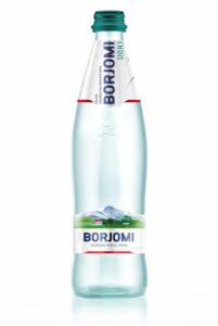 NATURALNA WODA MINERALNA GAZOWANA 500 ml (SZKŁO) - BORJOMI