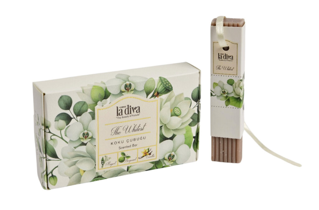 ZAWIESZKA ZAPACHOWA MYDLANA THE WHITEST (3 szt) 165 g – LA DIVA